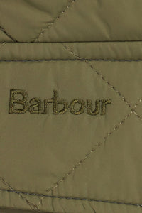 Barbour Gilet the Explorer in Mid Olive MGI0043OL51 logo