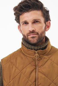 Barbour Gilet Finn mens in yellow washed ochre MGI0055SN73 collar