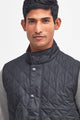 Barbour Gilet Lowerdale Gilet in Navy MGI0245NY71 shut
