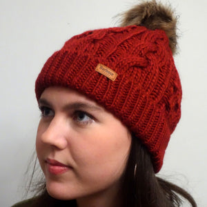 Barbour Beanie hat Penshaw Cable knit in Crimson LHA0386RE72