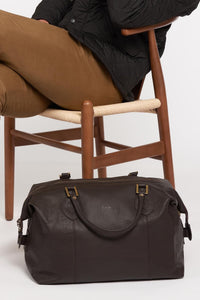 Barbour Travel Bag Explorer Weekend Bag Medium - Class Chocolate Brown Leather - UBA0008BR91